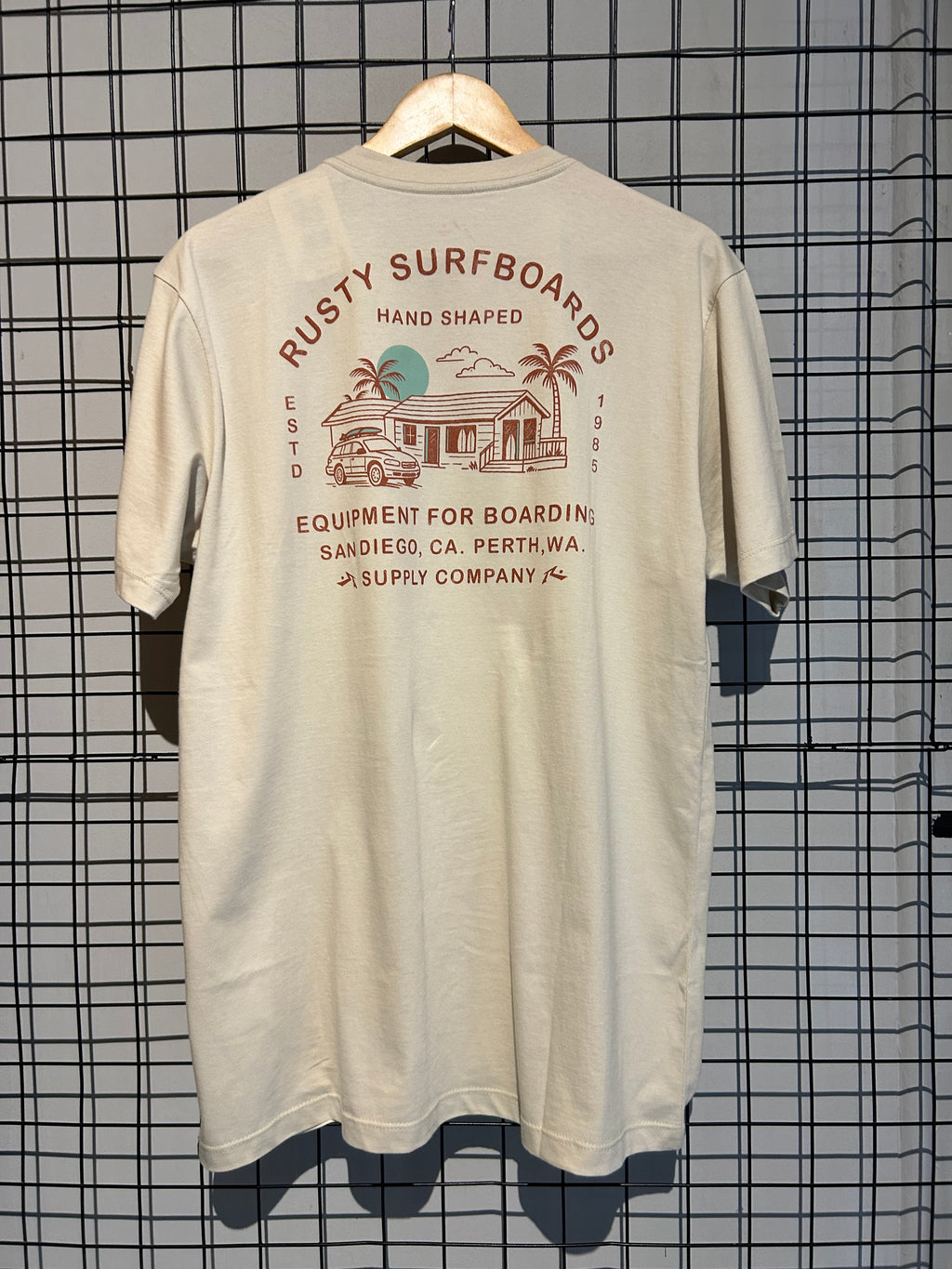 Camiseta Manga Curta Bege Rusty Surf Shop