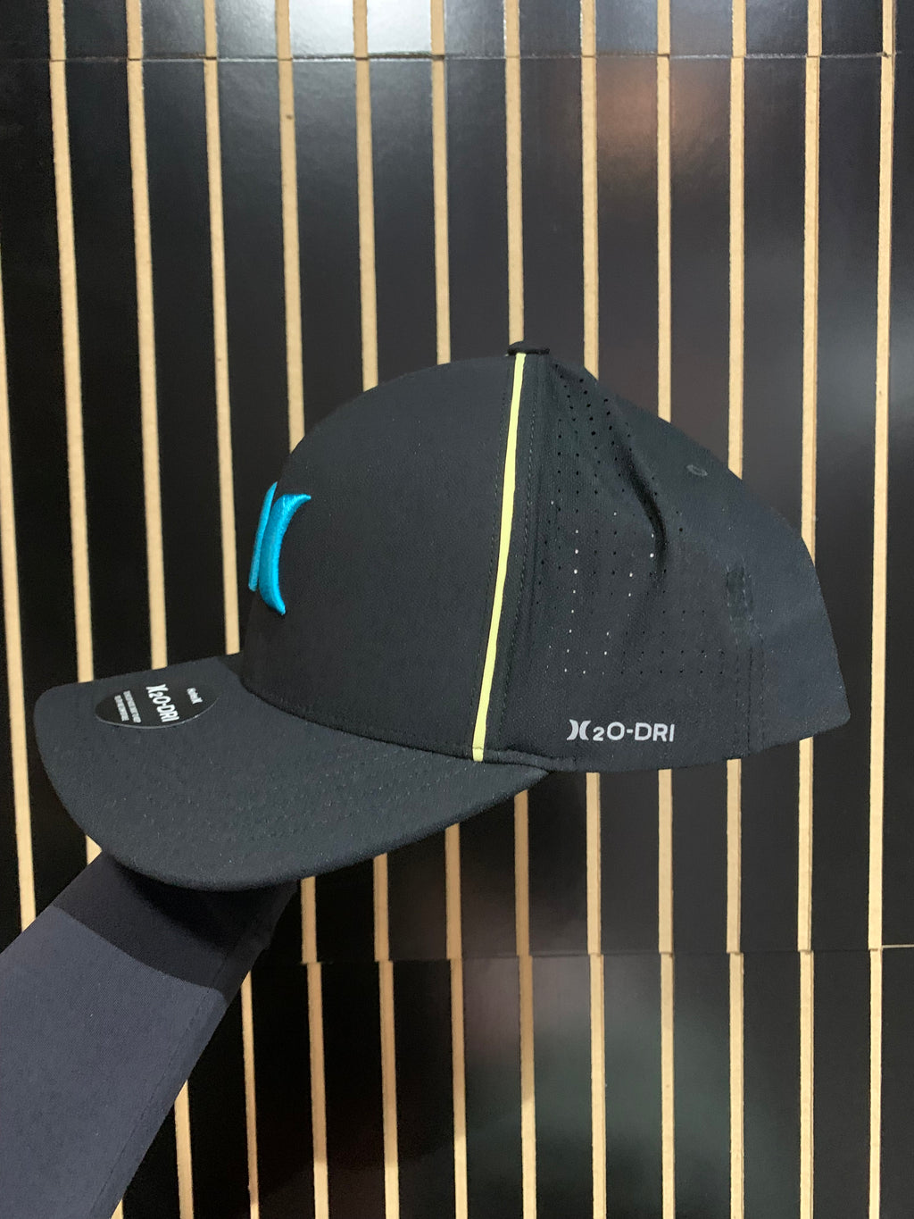 Boné Hurley Half Letters Importado