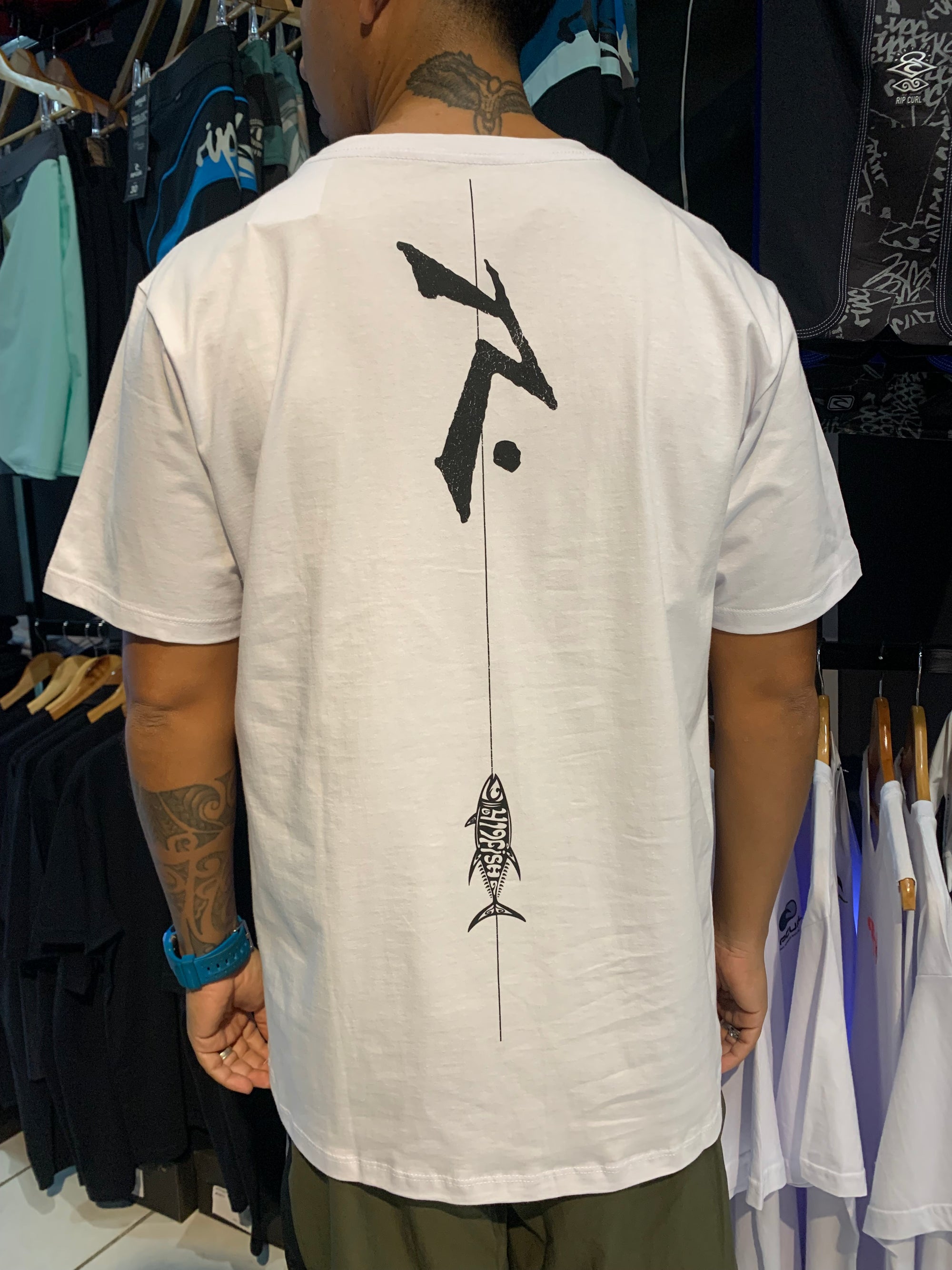 Camiseta Manga Curta branca Rusty Fish