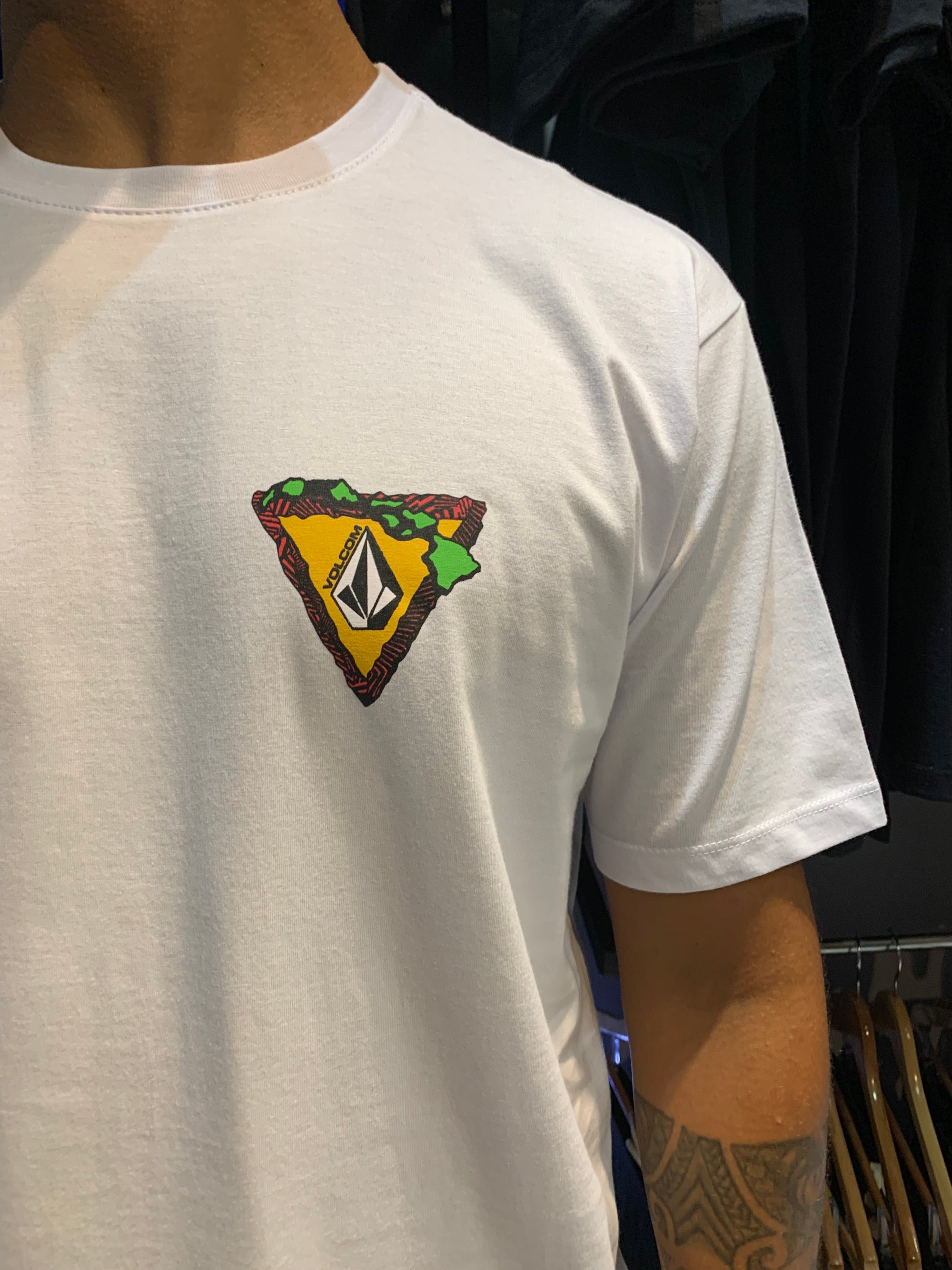 Camiseta Volcom Hi Loops Branca