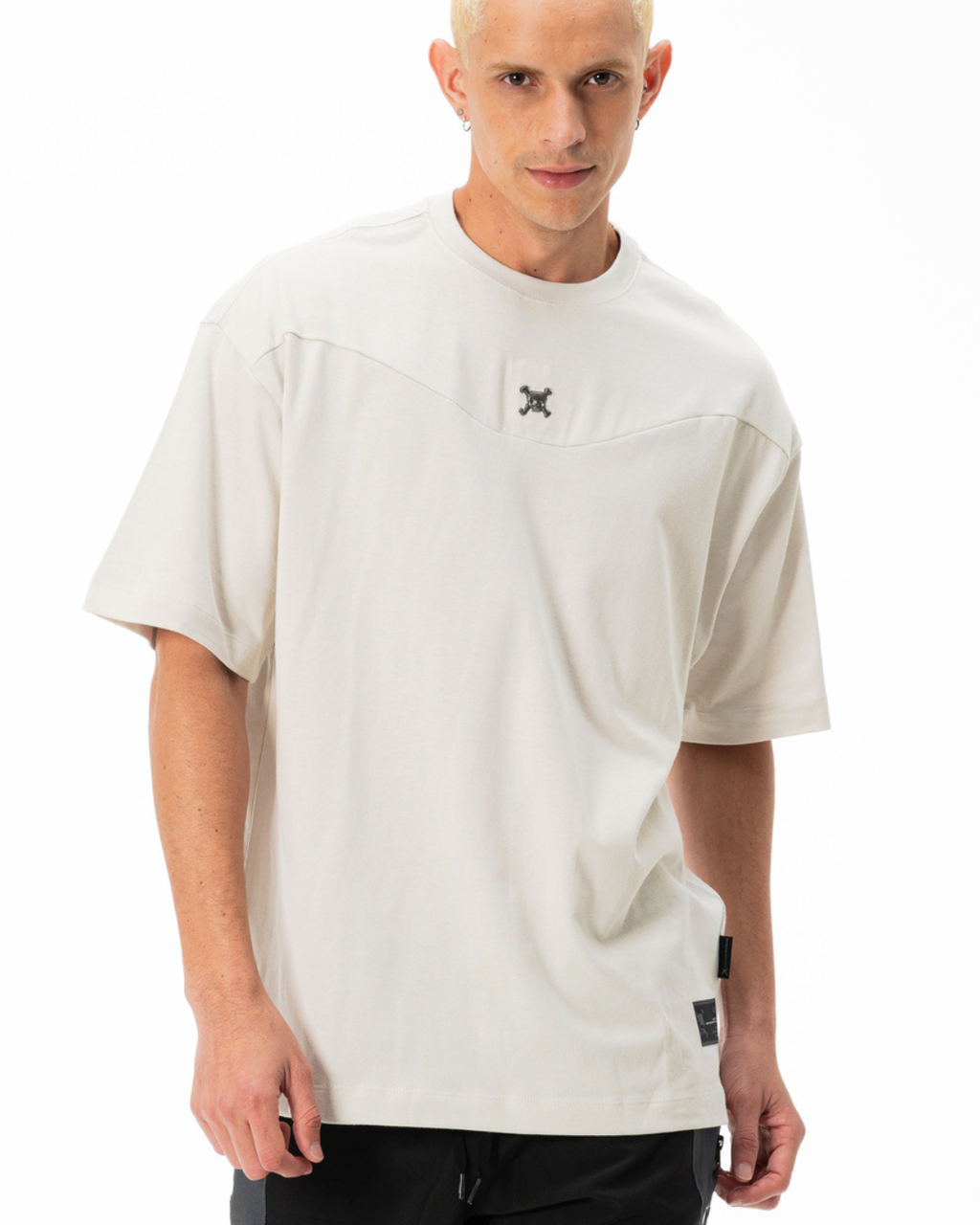 Camiseta Oversized Oakley Skull Pin SS Tee