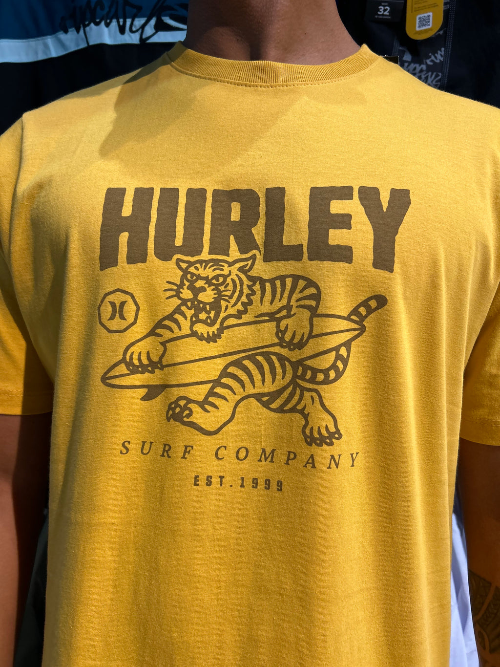 CAMISETA HURLEY TIGER OCRE