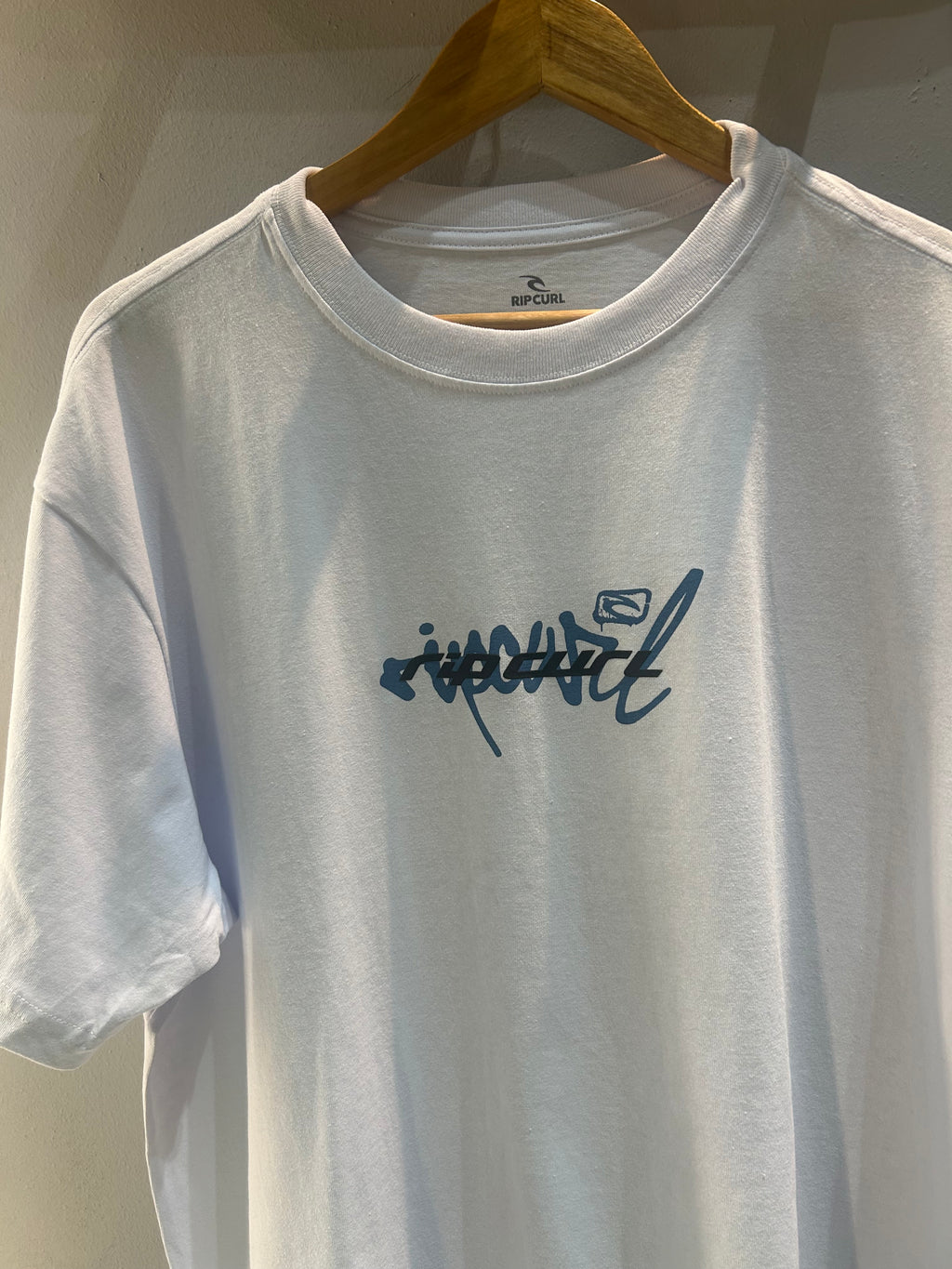 CAMISETA RIP CURL INNER VISIONS BLAST OVER WHITE