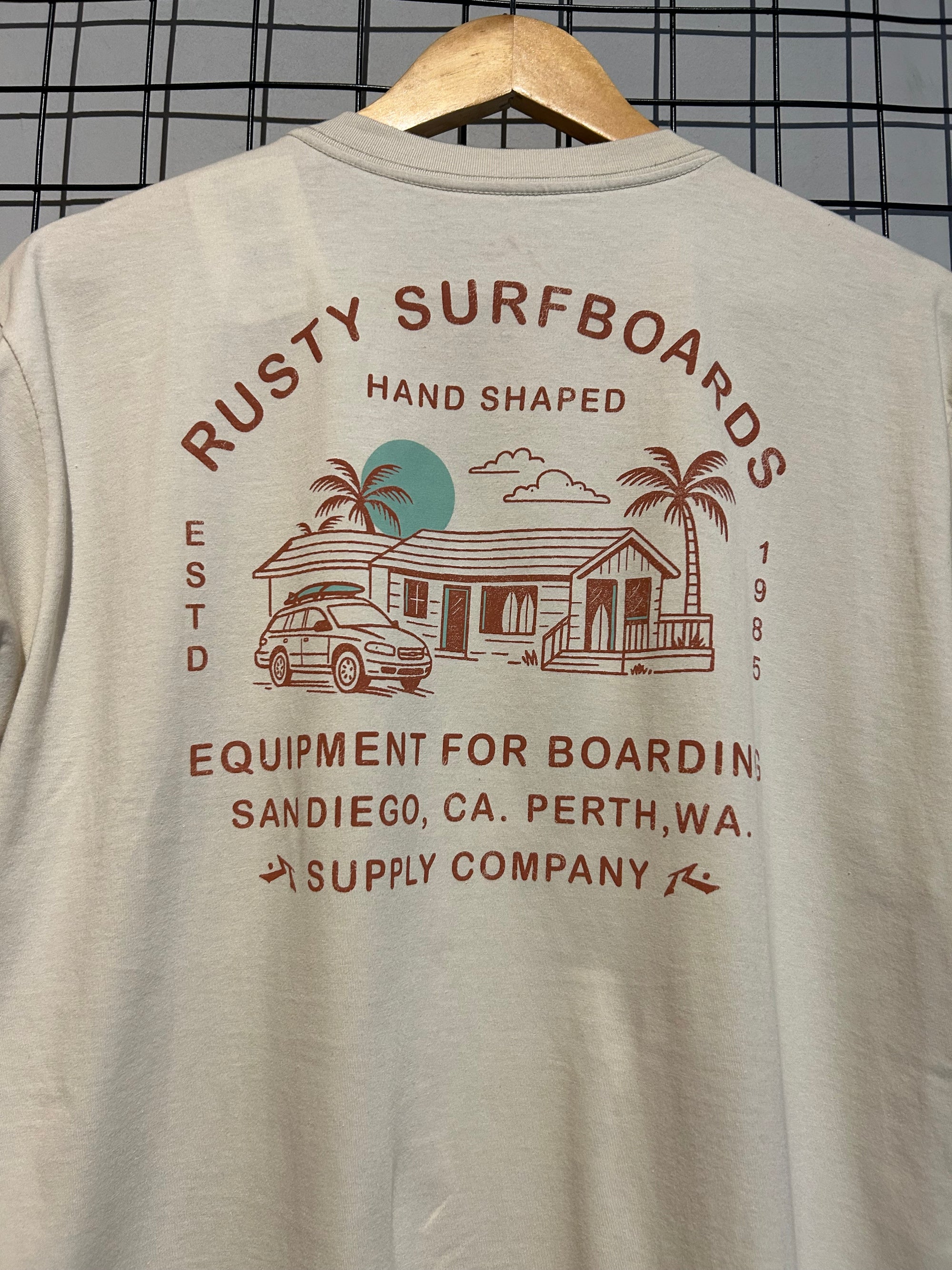 Camiseta Manga Curta Bege Rusty Surf Shop