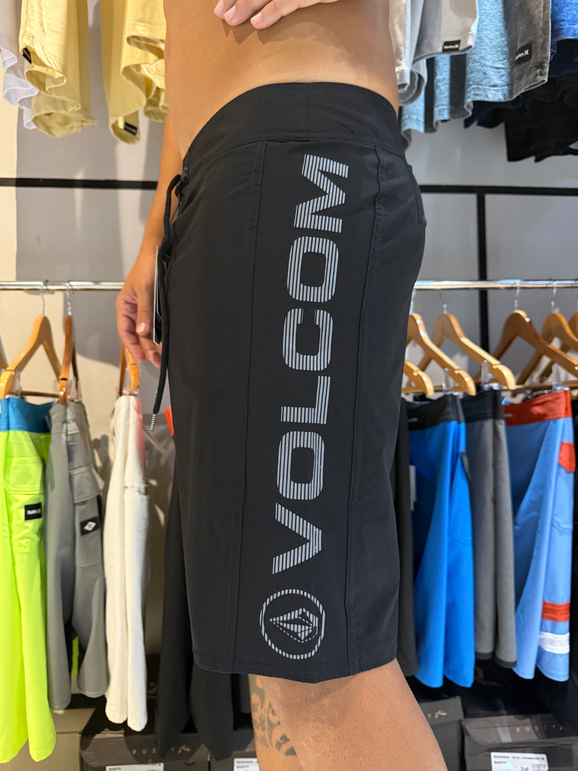 Boardshorts Volcom Sabotage Importada Black