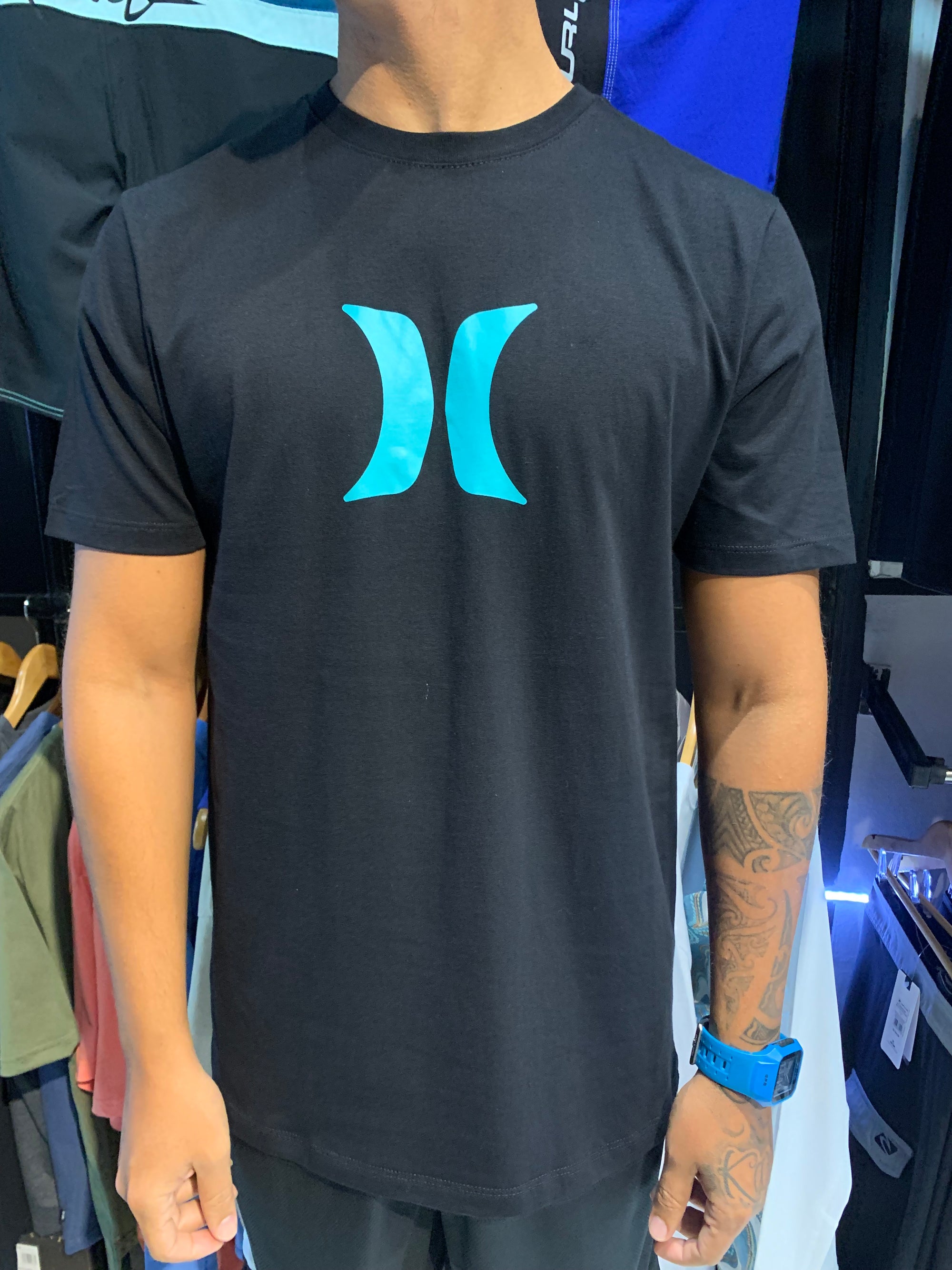 Camiseta Manga Curta Preta Hurley Icon