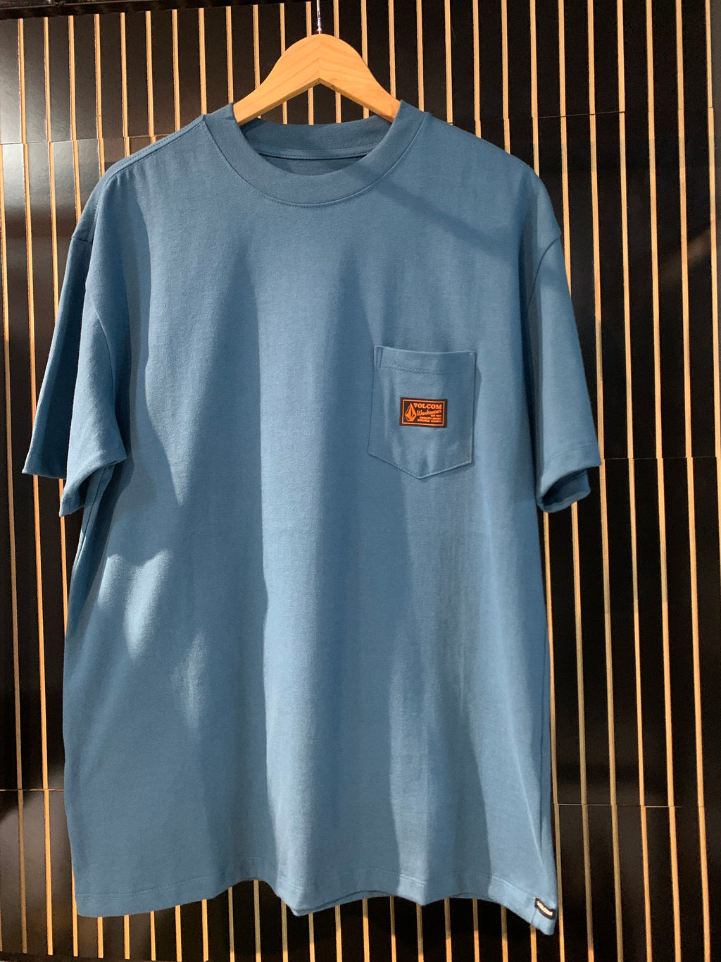 CAMISETA VOLCOM ESPECIAL CERTIFIED WORKWEAR AZUL