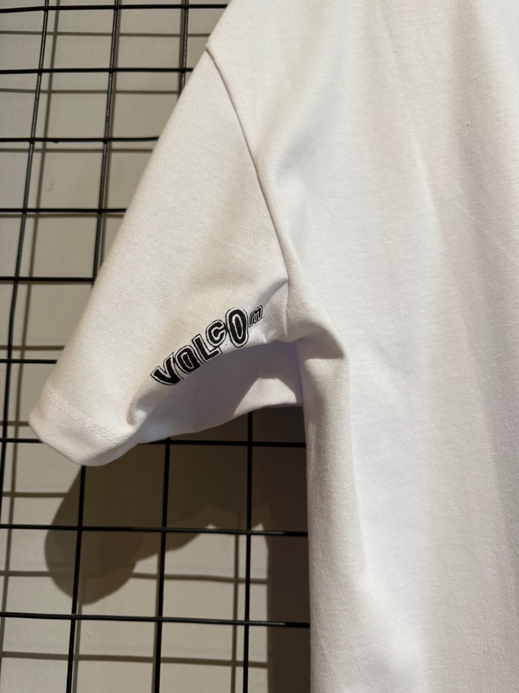Camiseta Comfort Fit Volcom Stone Face Branca