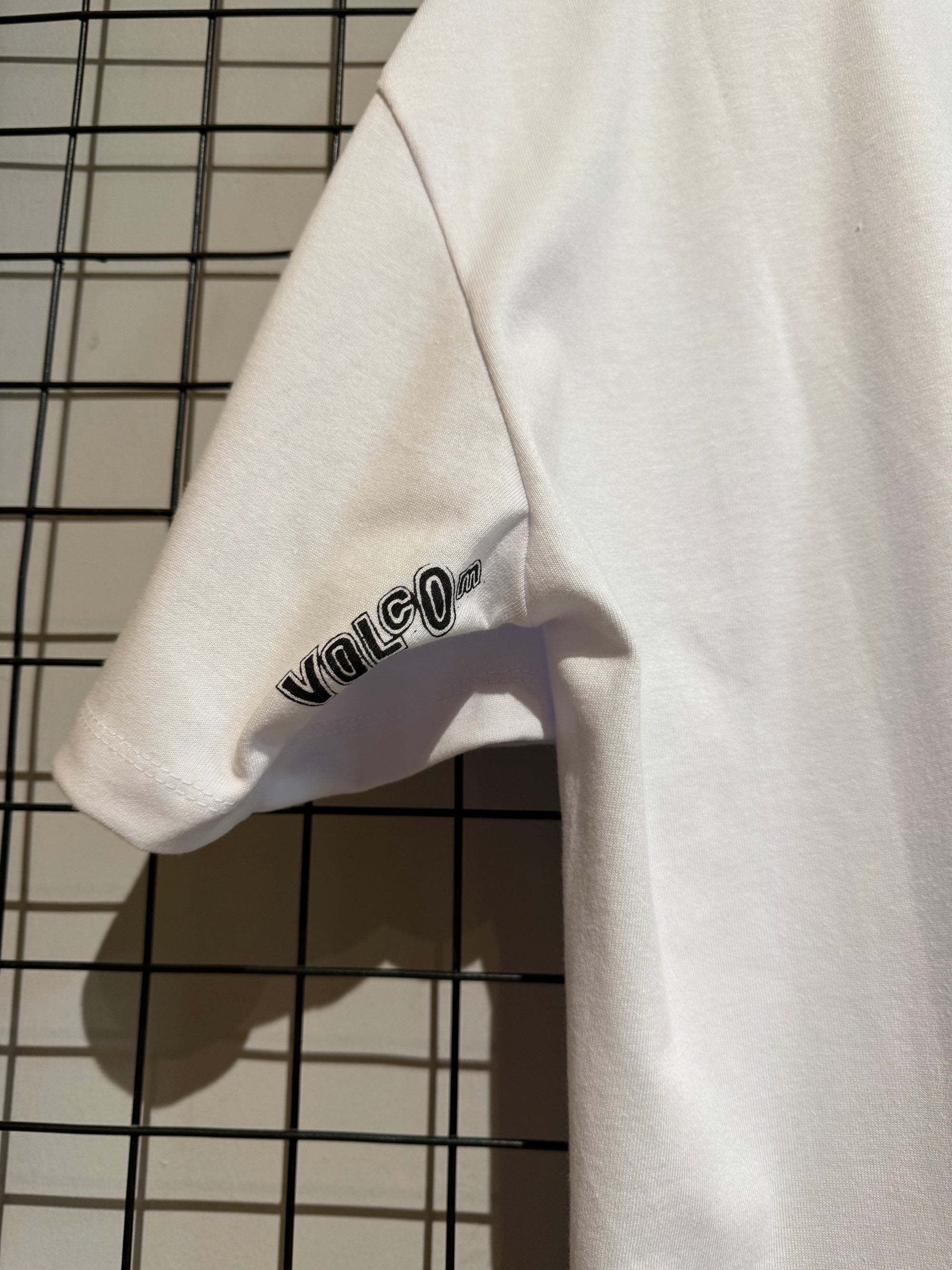 Camiseta Comfort Fit Volcom Stone Face Branca