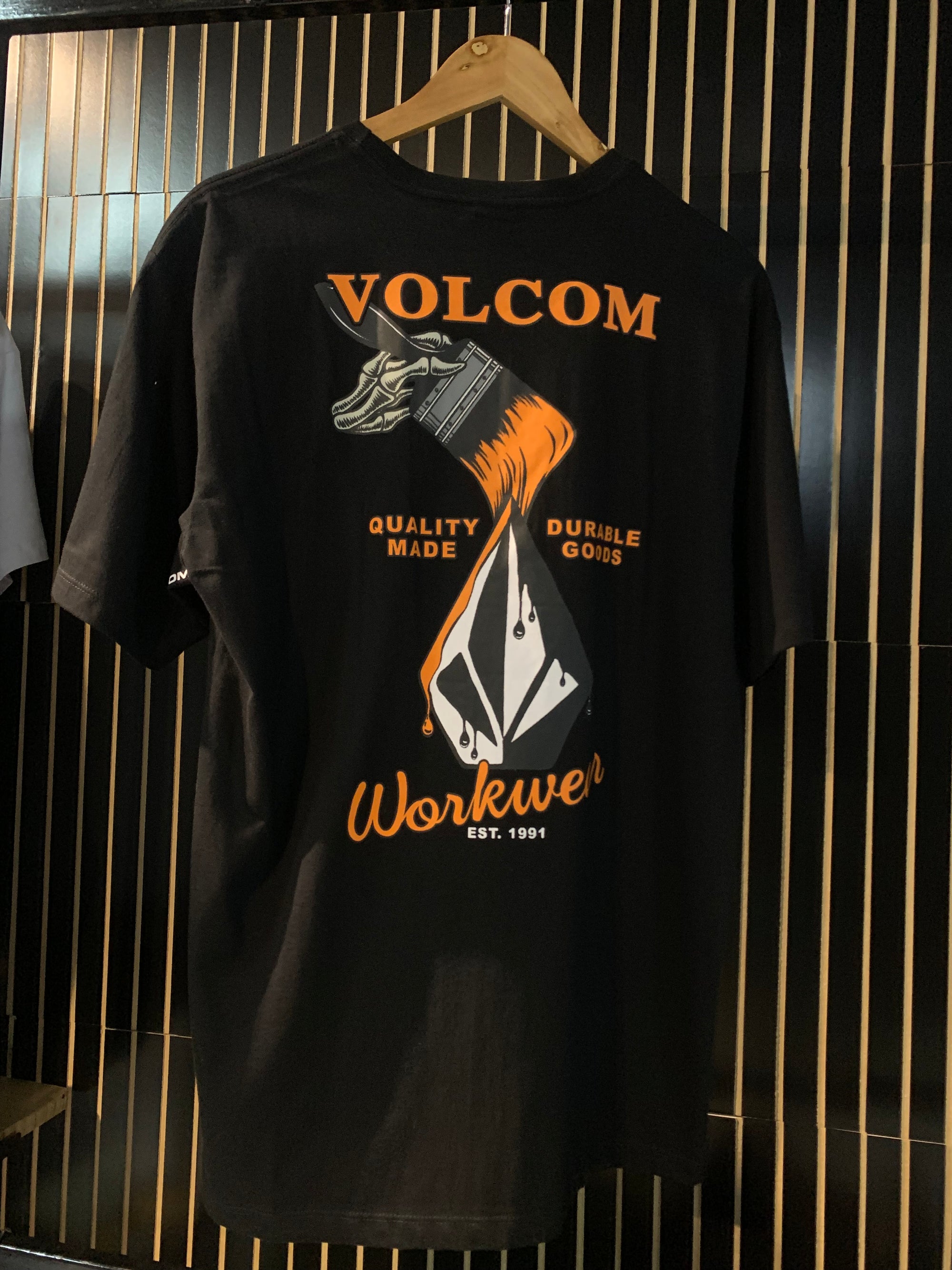 CAMISETA VOLCOM ENAMEL WORKWEAR PRETA