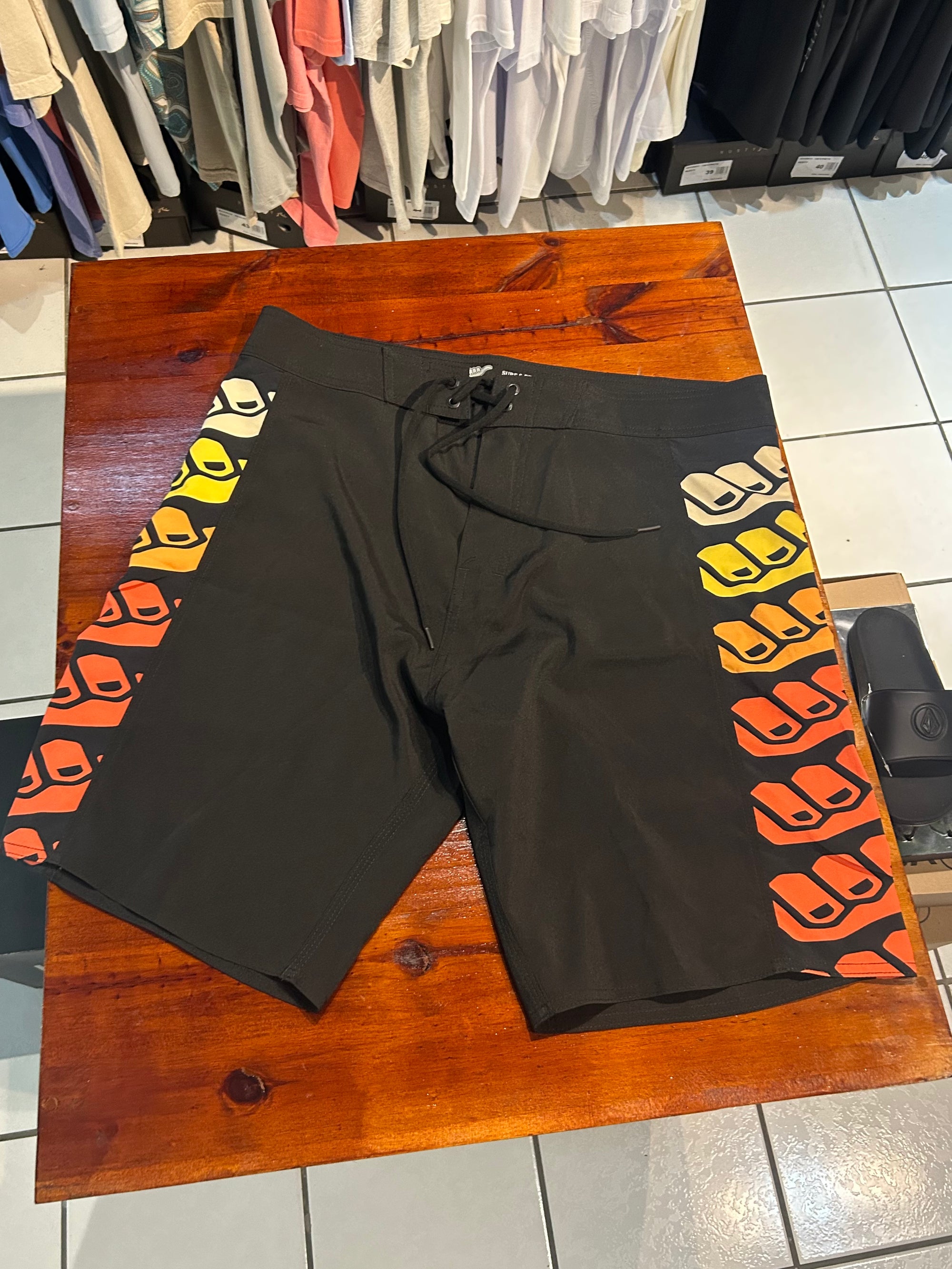 Boardshort Hang Loose Retrô Log 19”