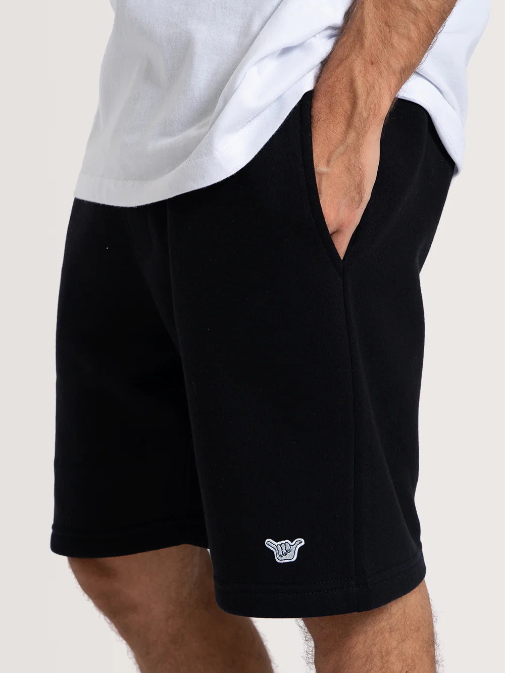 Bermuda Moletom Preta Hang Loose Label Patch