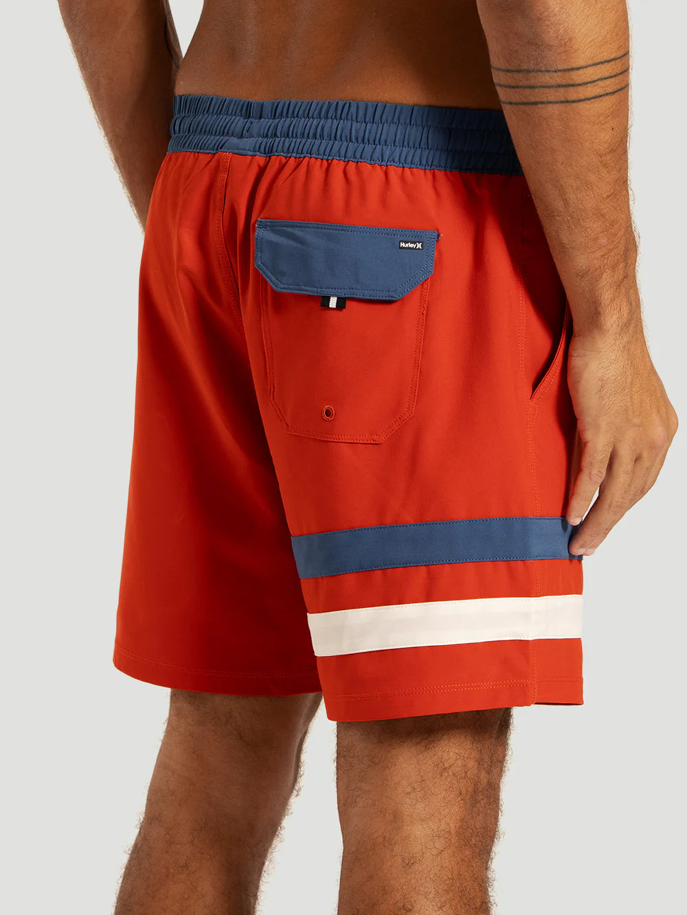 SHORT HURLEY PHANTOM VERMELHO 17 ECO BLOCK PARTY