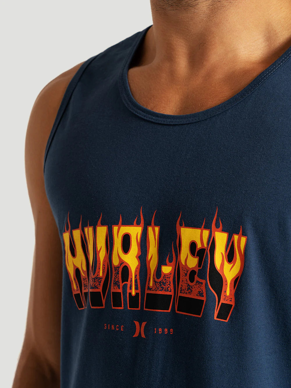 Regata Marinho Hurley Flame