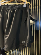 SHORT OAKLEY TRN DYNAMIC   MESH SHORTS 19”