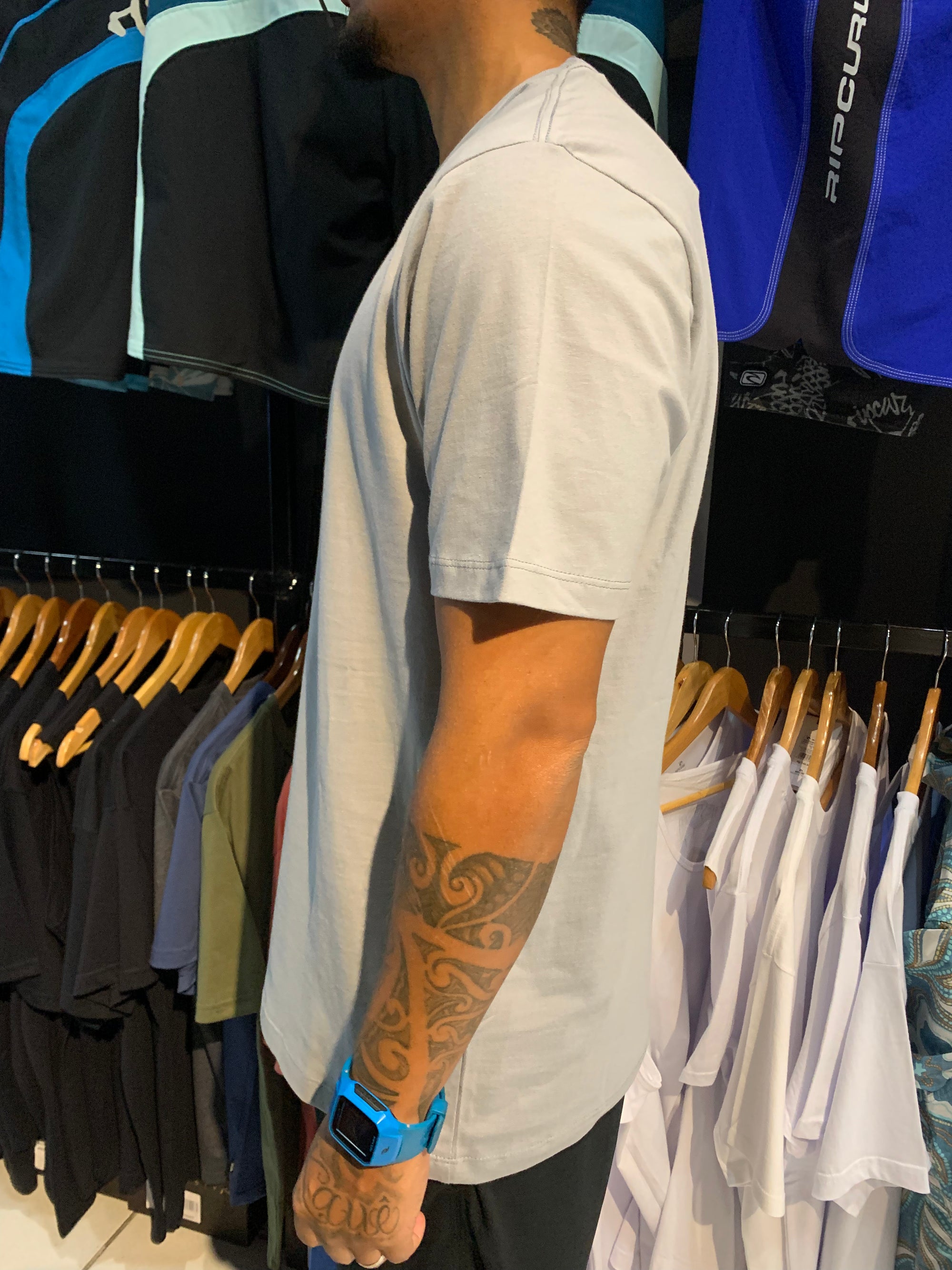 Camiseta Manga Curta Snake Hurley Cinza