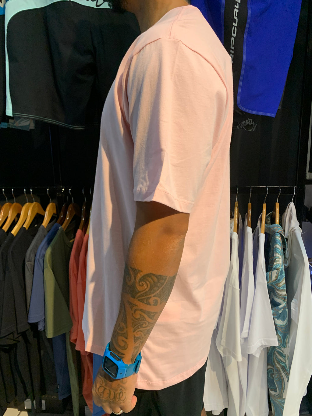 Camiseta Manga Curta Rosa Hurley O&O