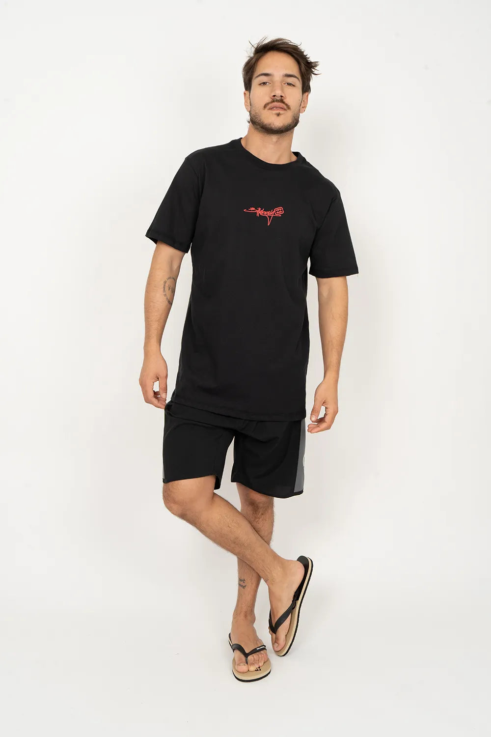 Camiseta Billabong M/C Bracket Script Preto
