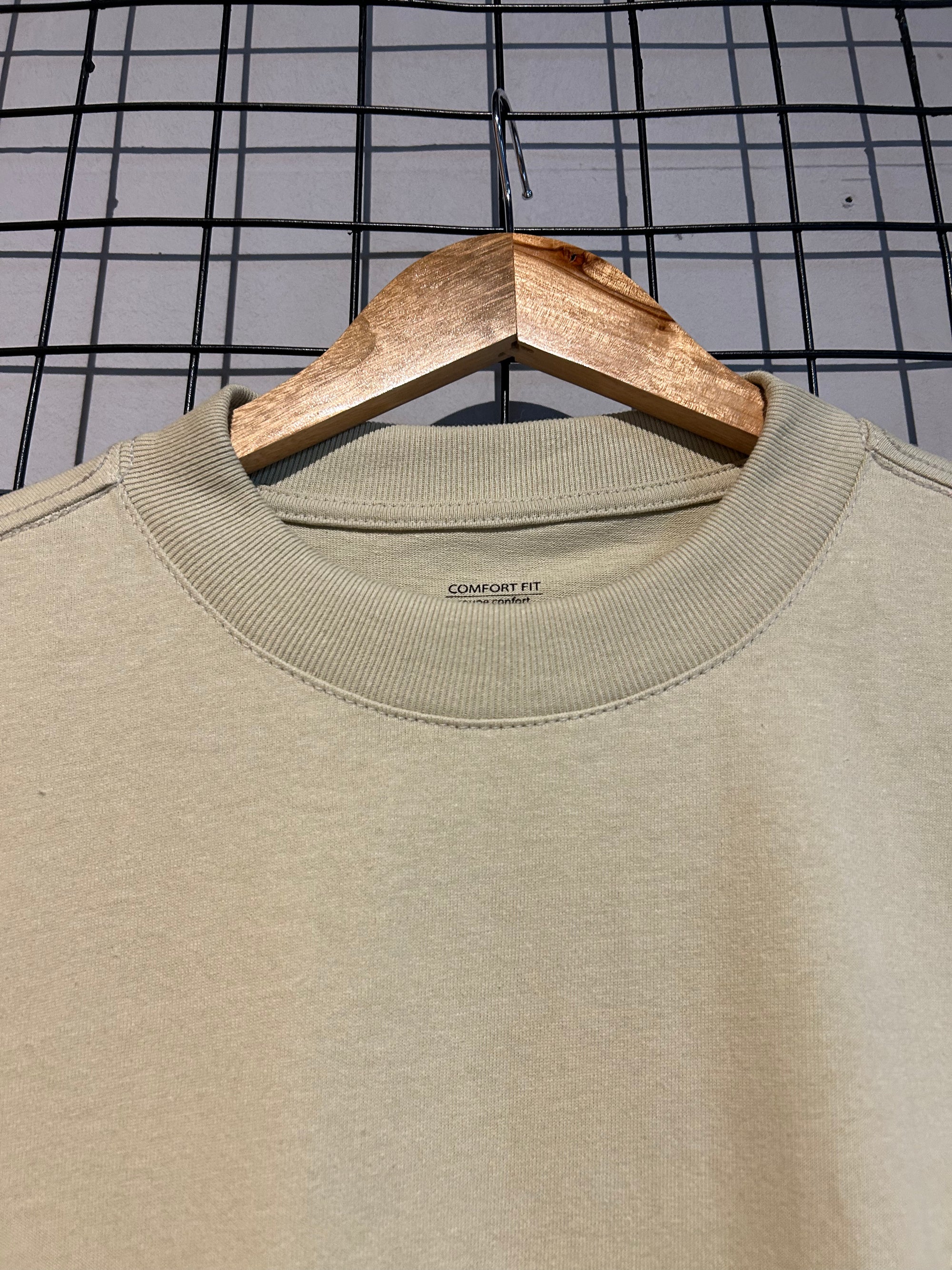 Camiseta Comfort Fit Volcom Single Stone Bege