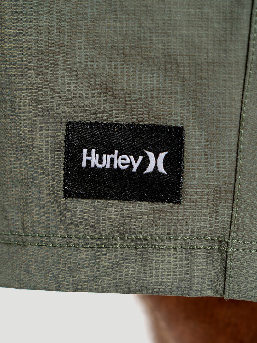 Bermuda Híbrida Hurley Rush Verde Militar