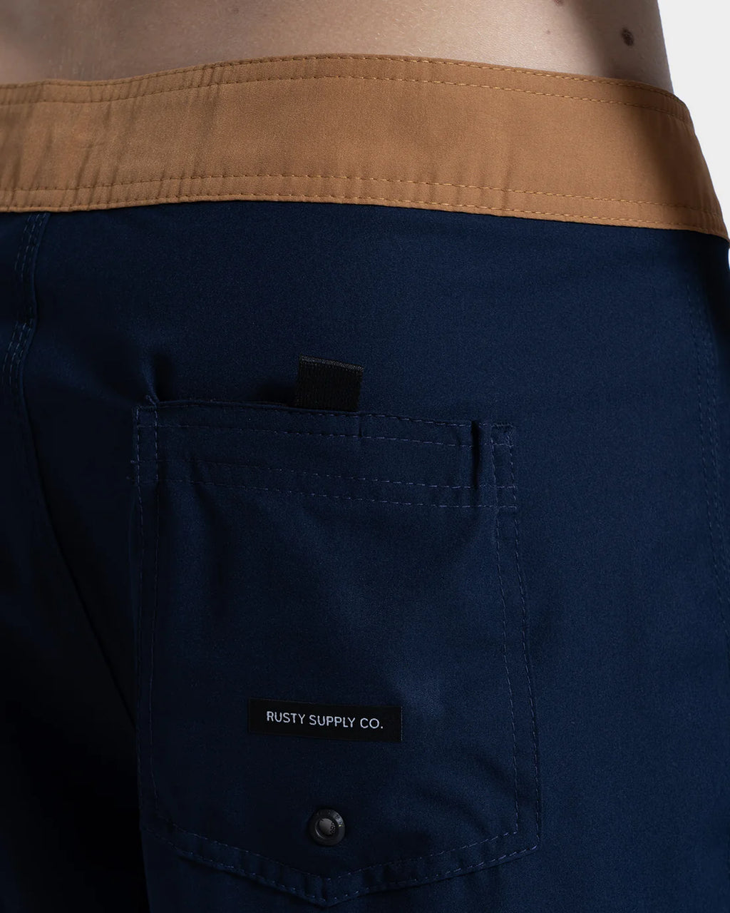 Boardshort Rusty Color Box
