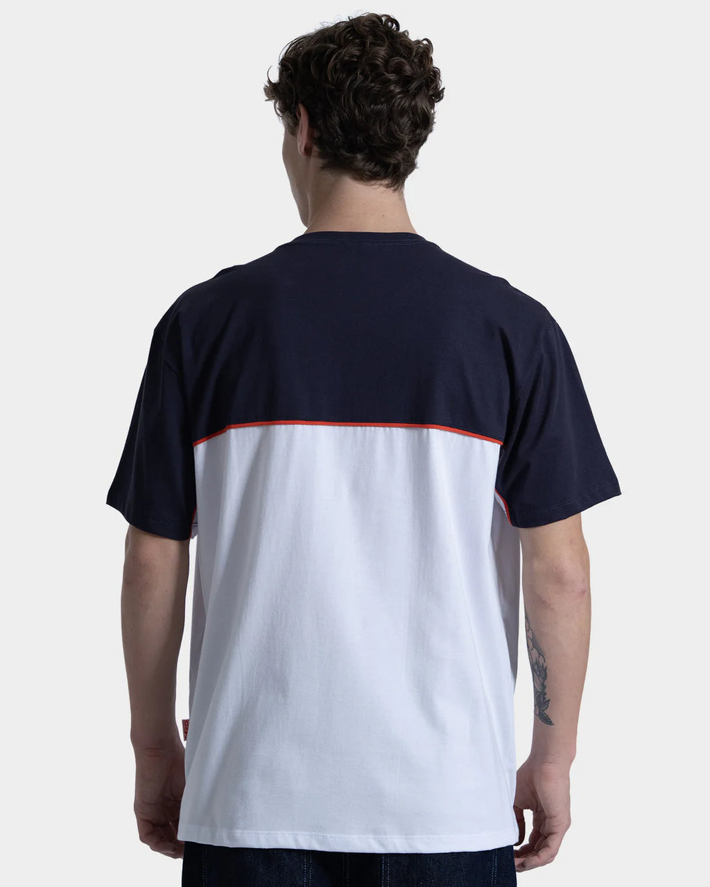 Camiseta Especial Rusty Oversized Infinity