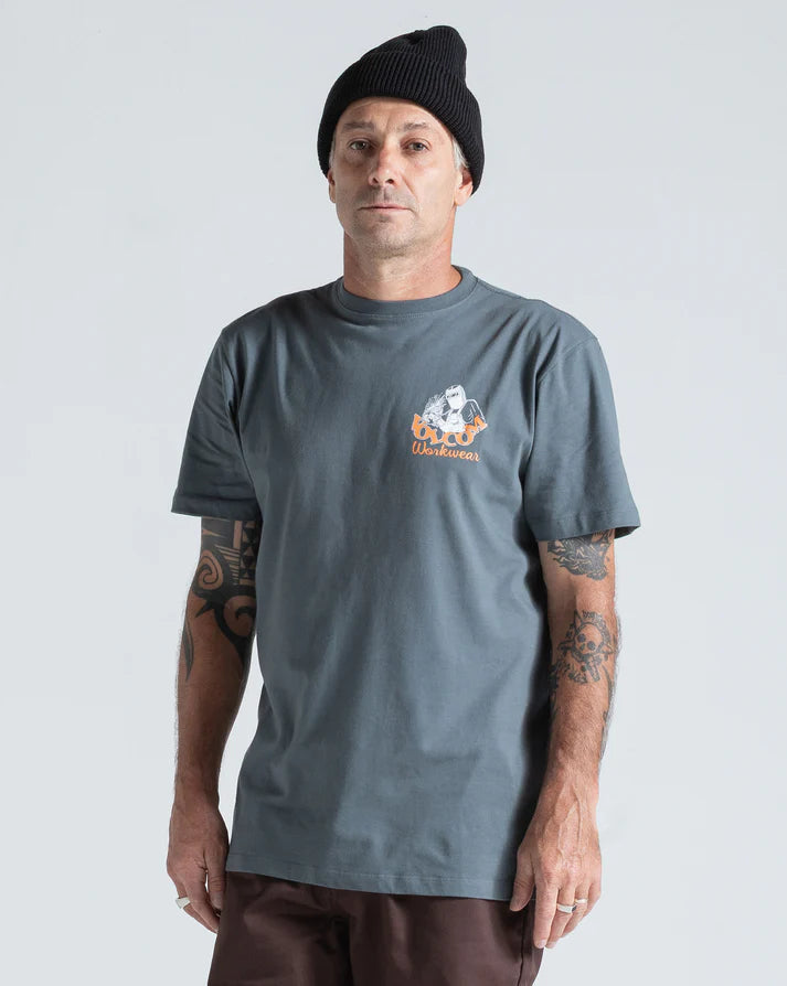 Camiseta Volcom Grindit Cinza Chumbo