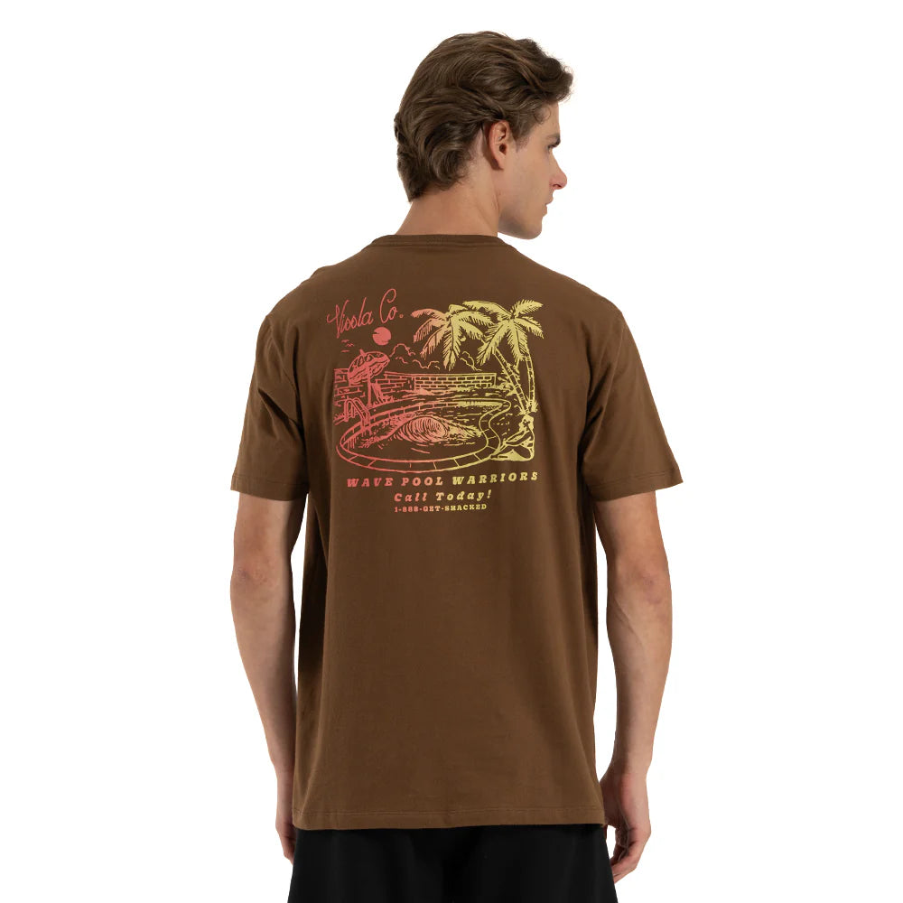 Camiseta Vissla Wave Pool Warriors Marrom Manga Curta